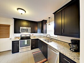 1814 Rosebank Ave in Nashville, TN - Building Photo - Building Photo