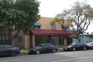 426 Atlantic Ave in Long Beach, CA - Foto de edificio - Building Photo