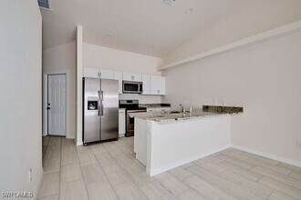 1303 SE 8th Pl in Cape Coral, FL - Building Photo - Building Photo
