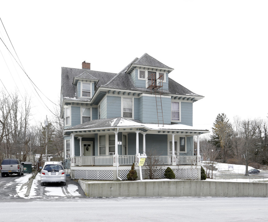 5 N Main St in Harriman, NY - Building Photo