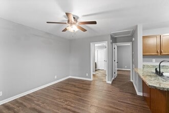 800 Martin St in Clarksville, TN - Building Photo - Building Photo