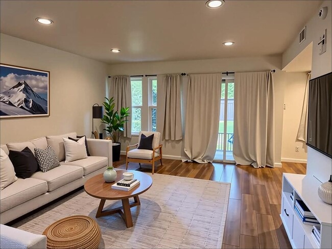 7002 Crystalbrook Dr in Austin, TX - Building Photo - Building Photo