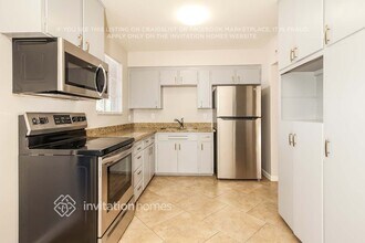 1944 W Gardenia Dr in Phoenix, AZ - Building Photo - Building Photo