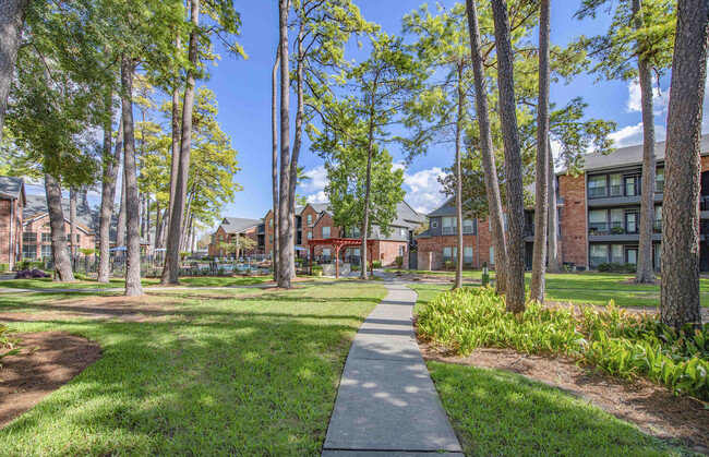 MAA Greenwood Forest in Houston, TX - Foto de edificio - Building Photo