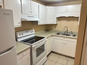 3420 Westside Dr NW in Cleveland, TN - Foto de edificio - Building Photo