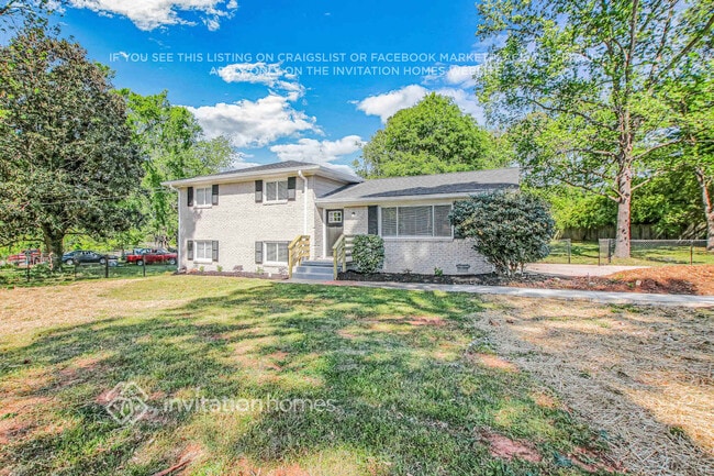property at 3746 Brookcrest Cir