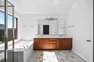 13320 Vista Glen Ln in Euless, TX - Building Photo - Building Photo