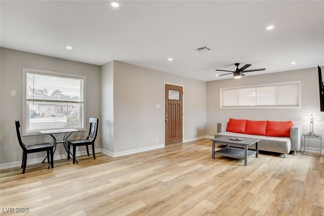 property at 1017 E Oakey Blvd