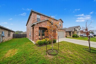 3083 Mondavi Crest in Selma, TX - Building Photo - Building Photo