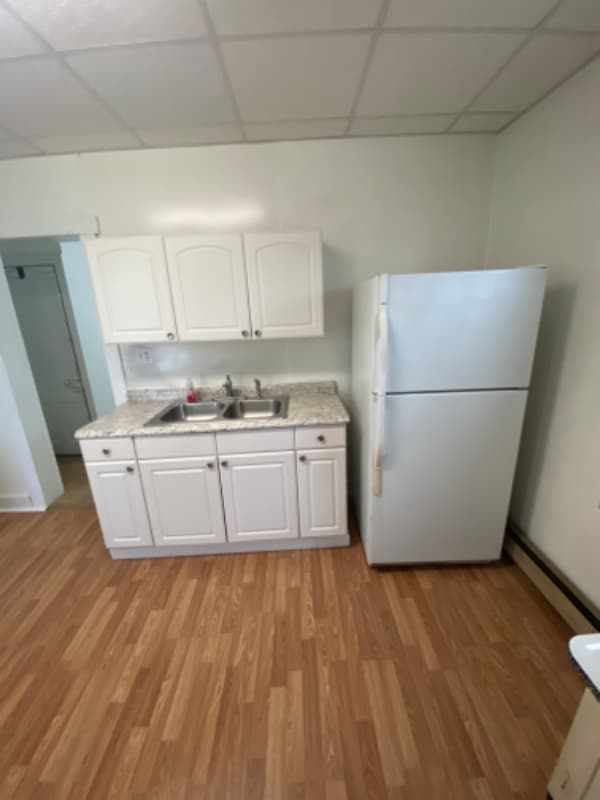 205 Loucks Ave in Scottdale, PA - Foto de edificio - Building Photo