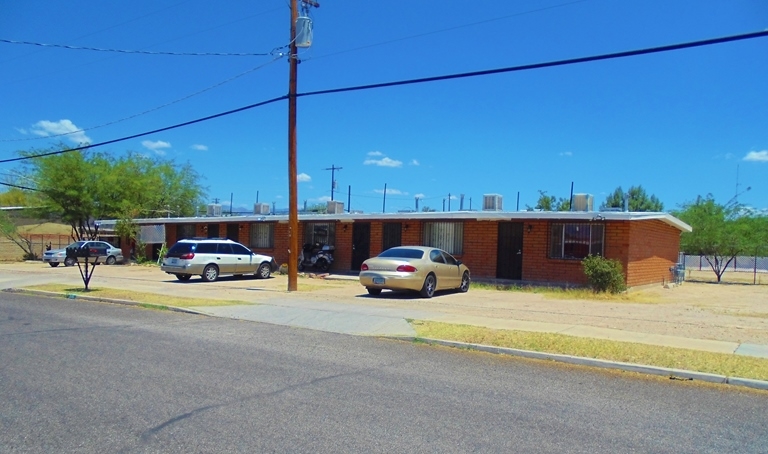 1649 S 7th Ave in Tucson, AZ - Building Photo