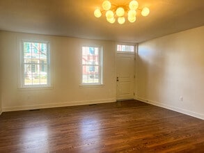 122 S Main St in Muncy, PA - Building Photo - Building Photo