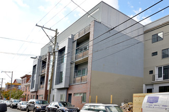 Sky Park Apartments in Philadelphia, PA - Building Photo - Building Photo