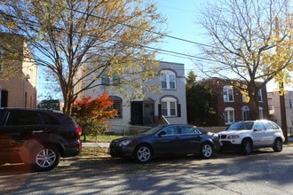 2820-2822 Buena Vista Ter SE in Washington, DC - Building Photo - Building Photo