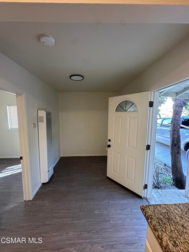 14638 Calvert St in Los Angeles, CA - Building Photo - Building Photo