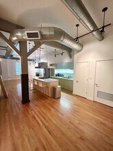 159 W Broadway, Unit 402 in Salt Lake City, UT - Foto de edificio - Building Photo