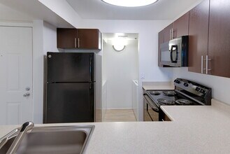 Verandas in Union City, CA - Foto de edificio - Building Photo