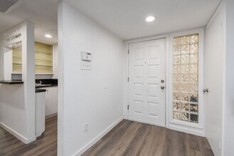 7814 Candlegreen Ln in Houston, TX - Building Photo - Building Photo