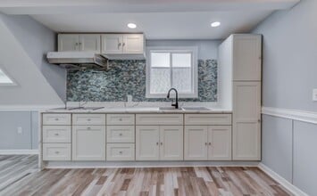 36 E 4th St in Bayonne, NJ - Building Photo - Building Photo