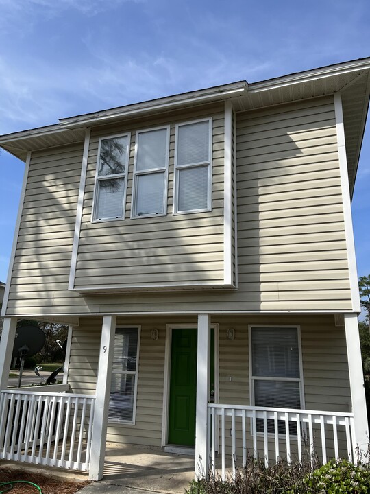 9 Lantana Ct in Santa Rosa Beach, FL - Building Photo