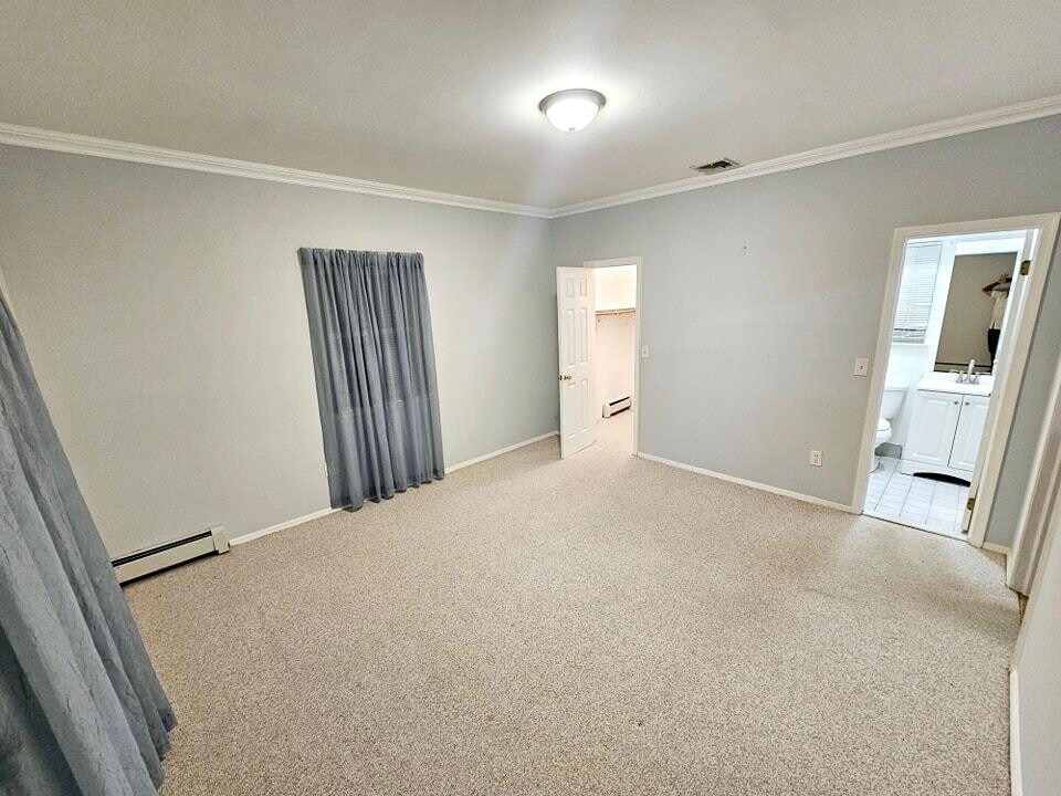 61 Apple Ln in Medford, NY - Building Photo