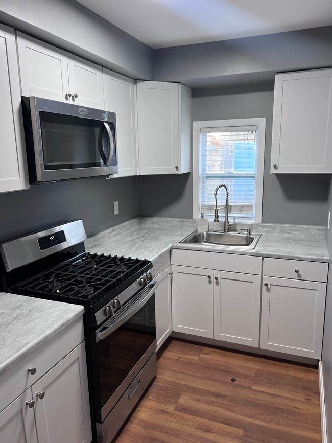 17 Ashley St, Unit 3