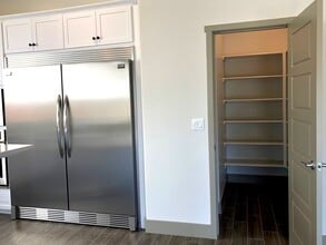 6305 E Fedora Ave in Fresno, CA - Building Photo - Building Photo