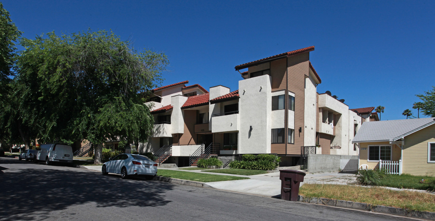 1132-1138 Elm Ave in Glendale, CA - Foto de edificio