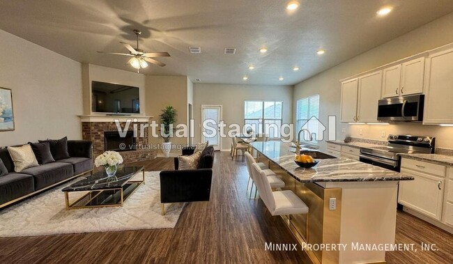 2006 Kenwood Ave in Lubbock, TX - Building Photo - Building Photo