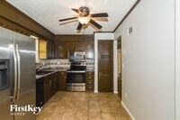 10812 Gregory Ln photo'