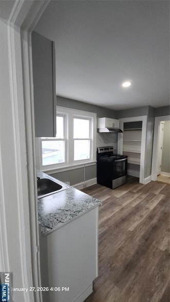 180 Vassar Ave, Unit 178 in Newark, NJ - Building Photo - Building Photo