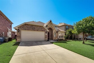 2856 Cascade Cove Dr in Little Elm, TX - Building Photo - Building Photo