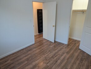 4111 W 120th St, Unit B in Hawthorne, CA - Foto de edificio - Building Photo