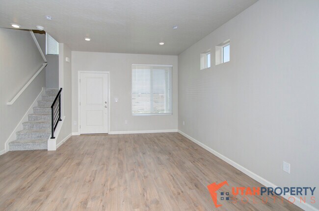 63 N Veranda Ct in Saratoga Springs, UT - Building Photo - Building Photo