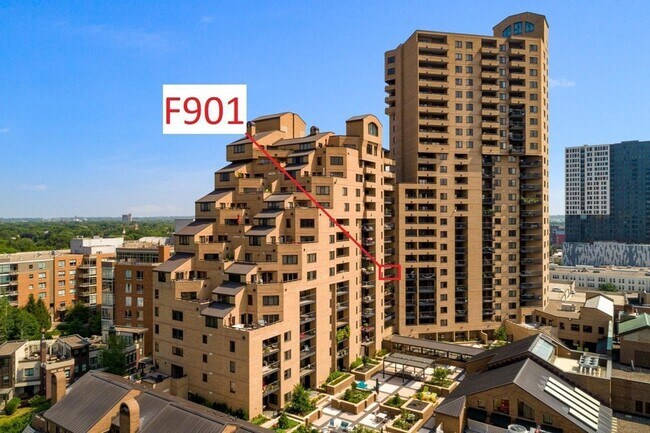 110 1st Ave NE, Unit 1424 in Minneapolis, MN - Building Photo - Building Photo