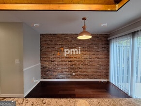 3083 Colonial Way in Chamblee, GA - Building Photo - Building Photo