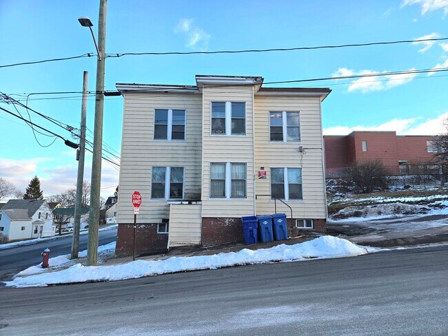 274 Tower St in Saint John, NB - Building Photo - Building Photo