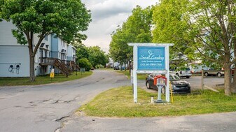 Swan Landing Apartments in Potsdam, NY - Building Photo