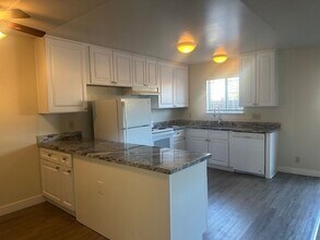 775-777 Blossom Hill Rd in San Jose, CA - Building Photo - Building Photo