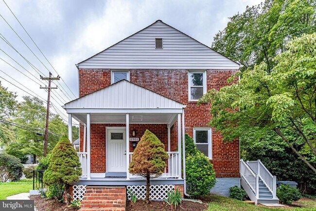 2901 Farmington Dr in Alexandria, VA - Building Photo - Building Photo