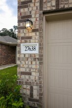 27638 Mesabe Dr, Unit 410 in Magnolia, TX - Building Photo - Building Photo