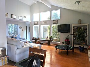 1310 S Kirkwood Rd in Houston, TX - Building Photo - Building Photo