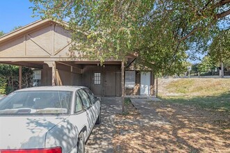 6000 Calloway Ct in Fort Worth, TX - Foto de edificio - Building Photo