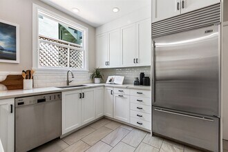 228 Mallorca Way in San Francisco, CA - Building Photo - Building Photo