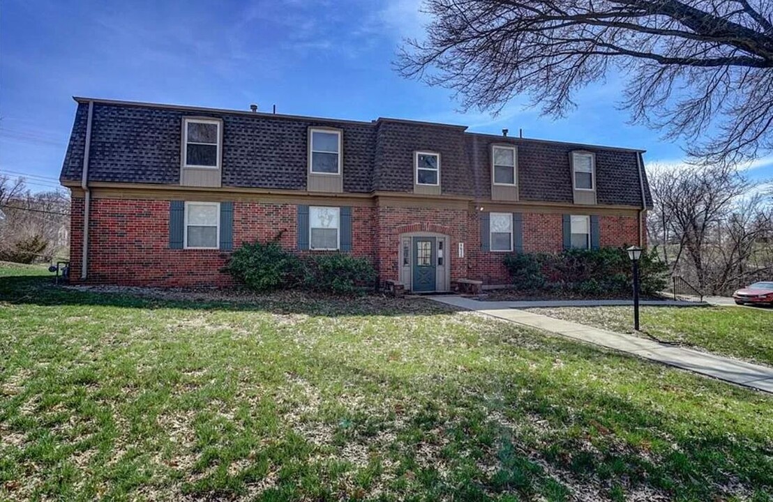 Countryshire Apartments in Kansas City, MO - Foto de edificio