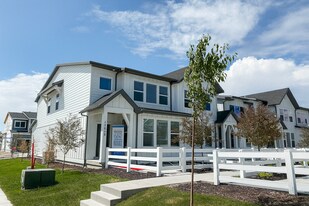 11618 S Old Cedar Dr in South Jordan, UT - Building Photo