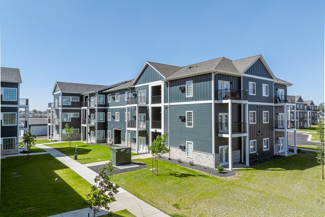 Tidewater Communities in Boardman, OR - Building Photo - Building Photo