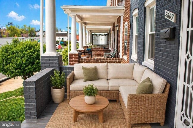 property at 2609 Lauretta Ave