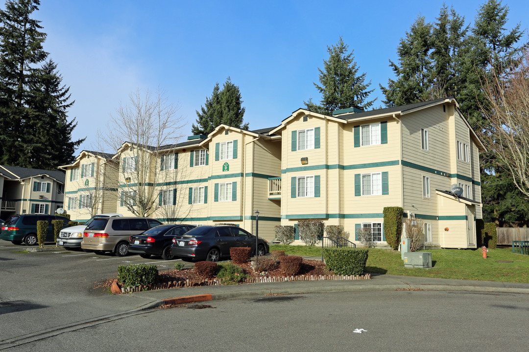 Sunset East & Highlands in Renton, WA - Building Photo