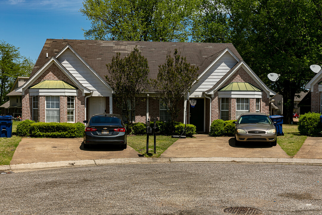 1666-1700 Joy Blvd in Horn Lake, MS - Building Photo